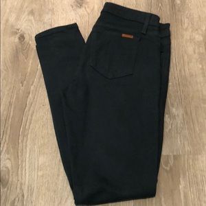 Joe’s Jean Skinny legged size 29